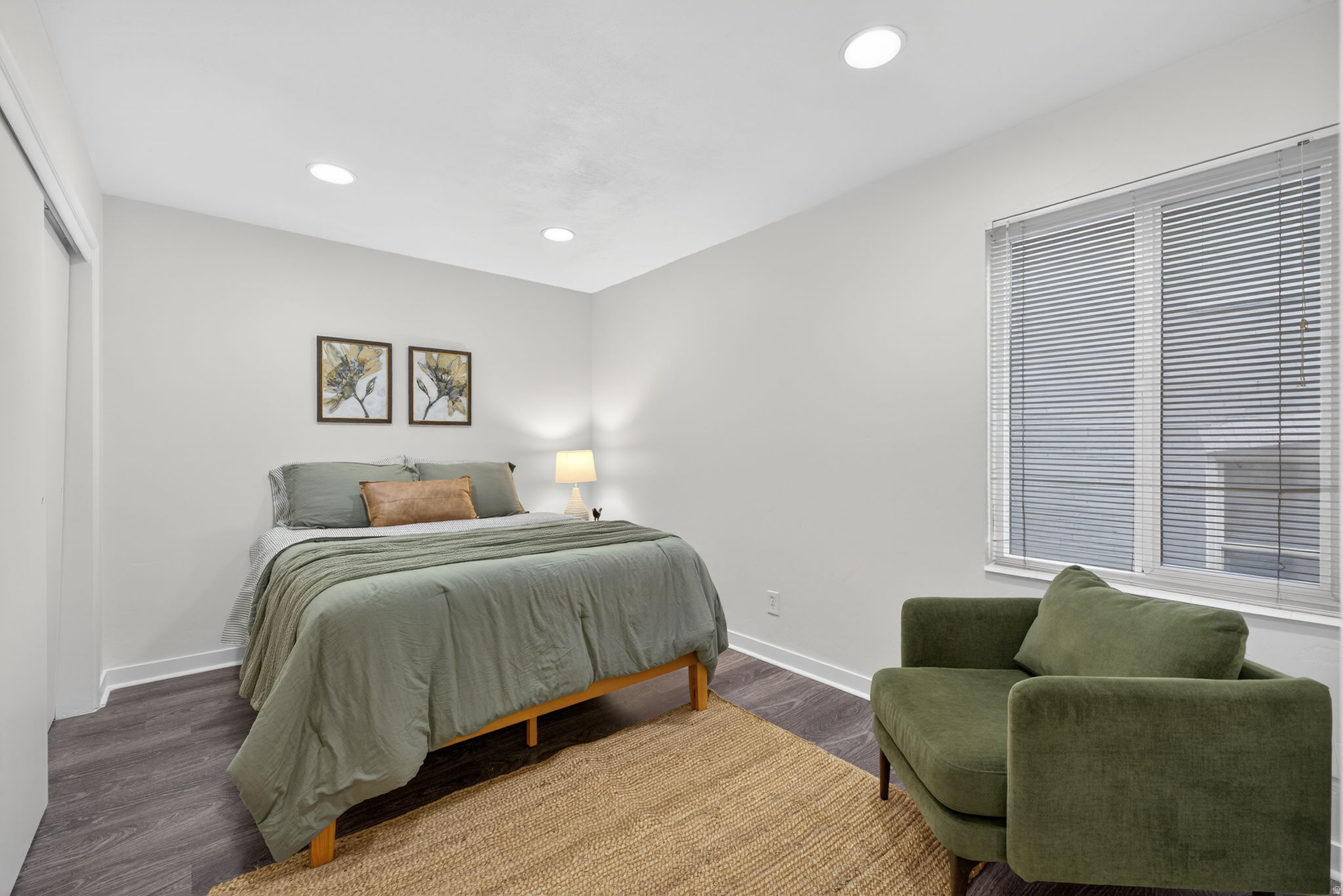 GOVERNORS ROW CONDOMINIUM - Residential