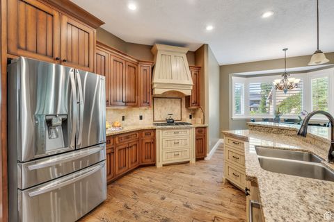 Tiny photo for 9967 N 6670 W, Highland, UT 84003 (MLS # 2092564)