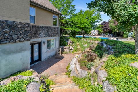 Tiny photo for 9967 N 6670 W, Highland, UT 84003 (MLS # 2092564)