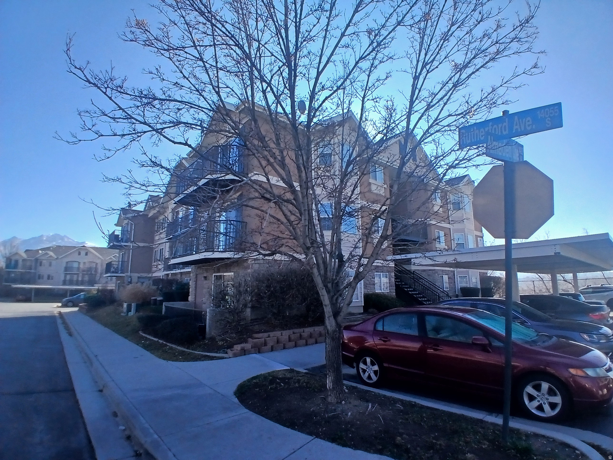 VINTAGE ON THE BLUFFS - Residential