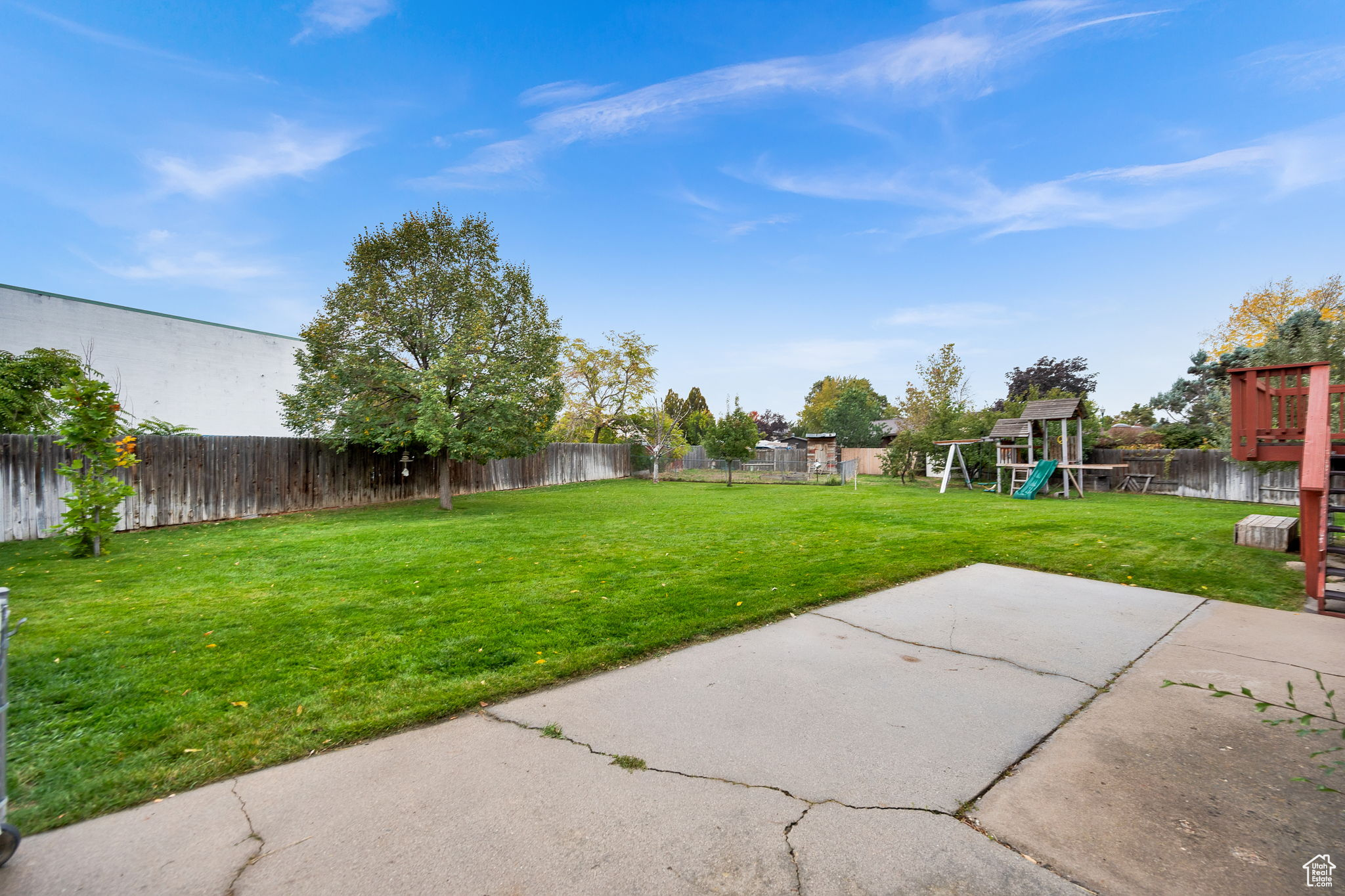 HAWKINS - Residential