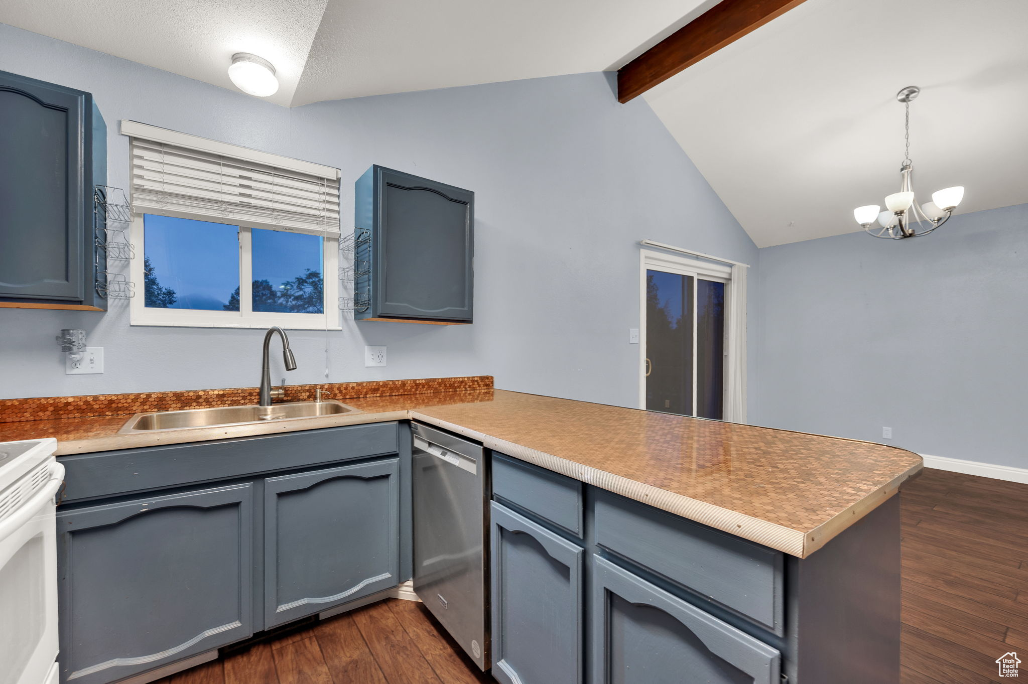 HAWKINS - Residential