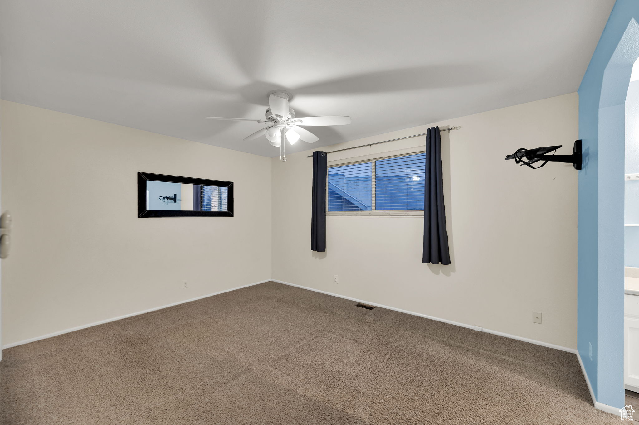 HAWKINS - Residential