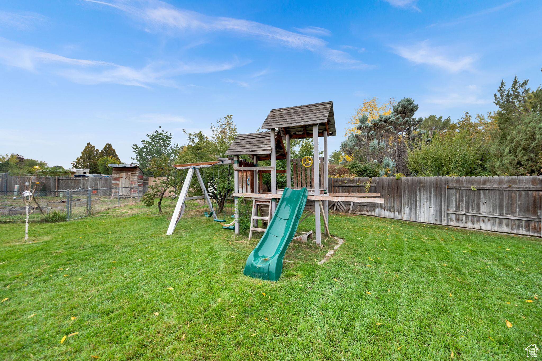 HAWKINS - Residential