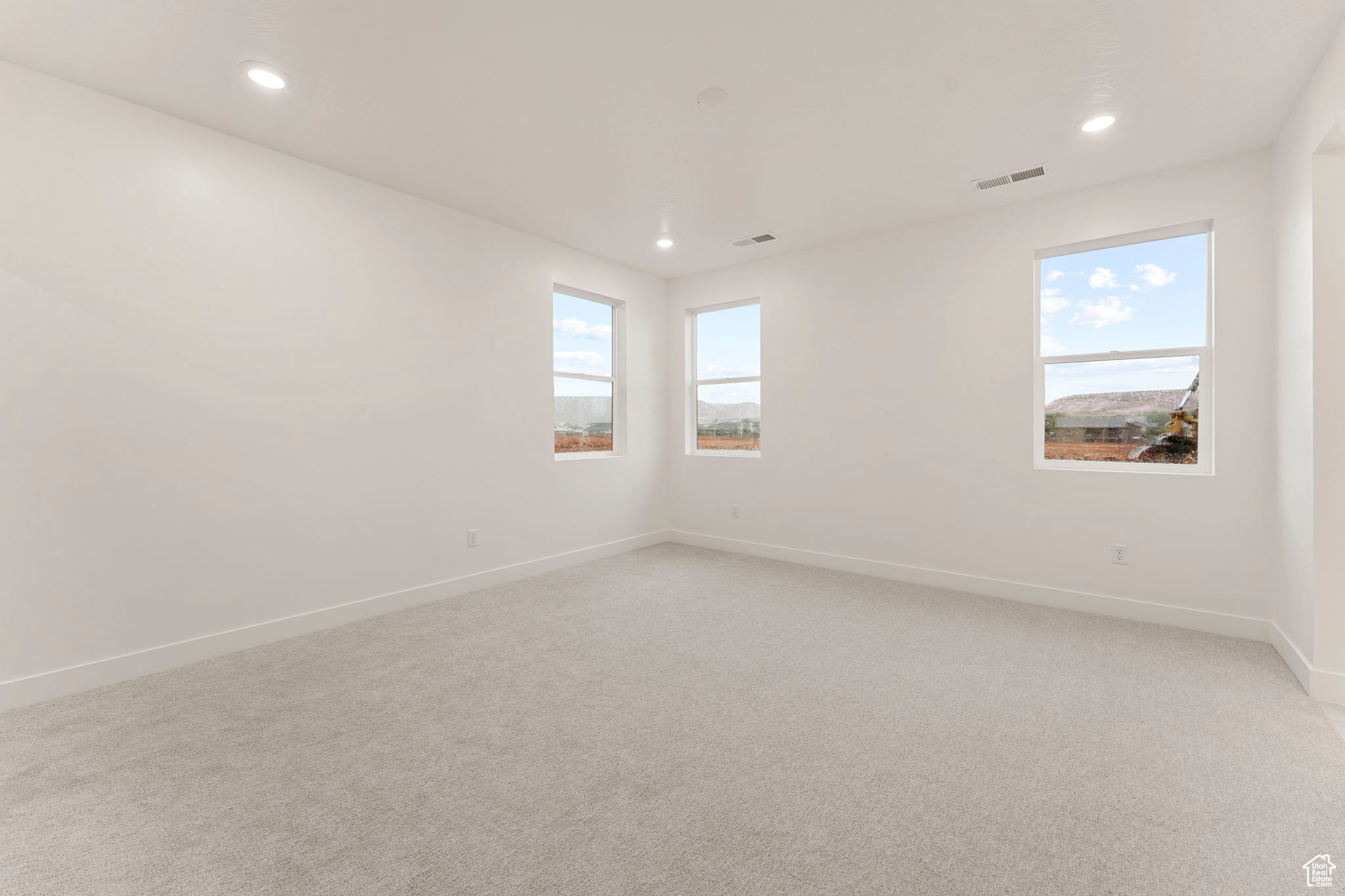 DIXIE HEIGHTS - Residential