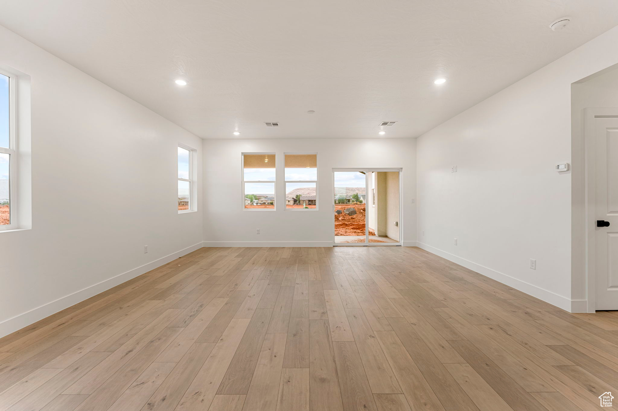 DIXIE HEIGHTS - Residential