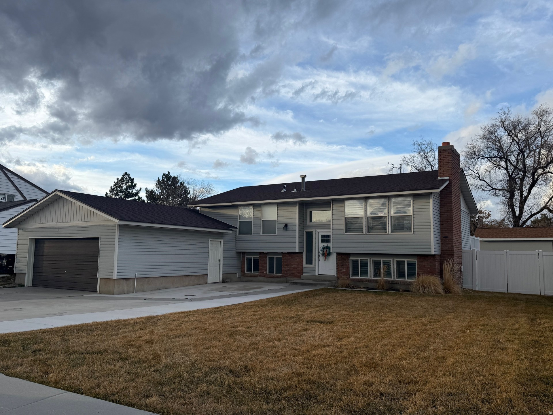 WESTERN CHARM #1 - Residential