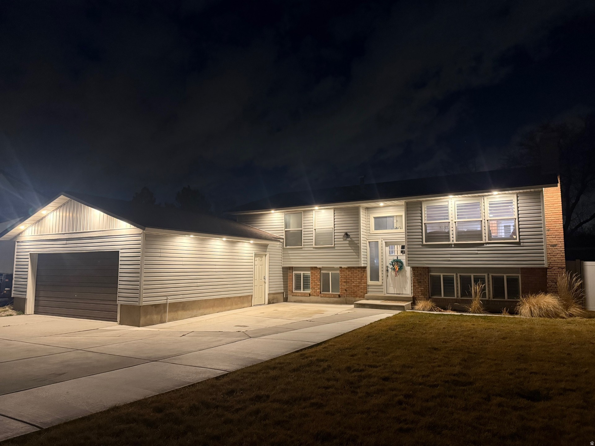 WESTERN CHARM #1 - Residential