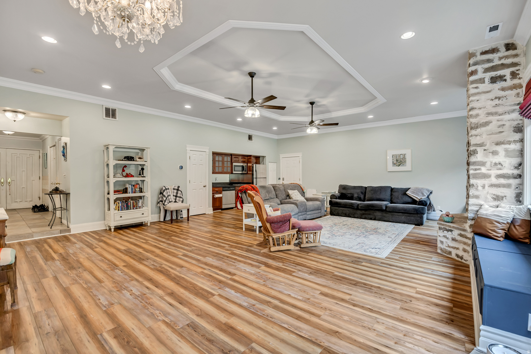 OAKWOOD ESTATES - Residential