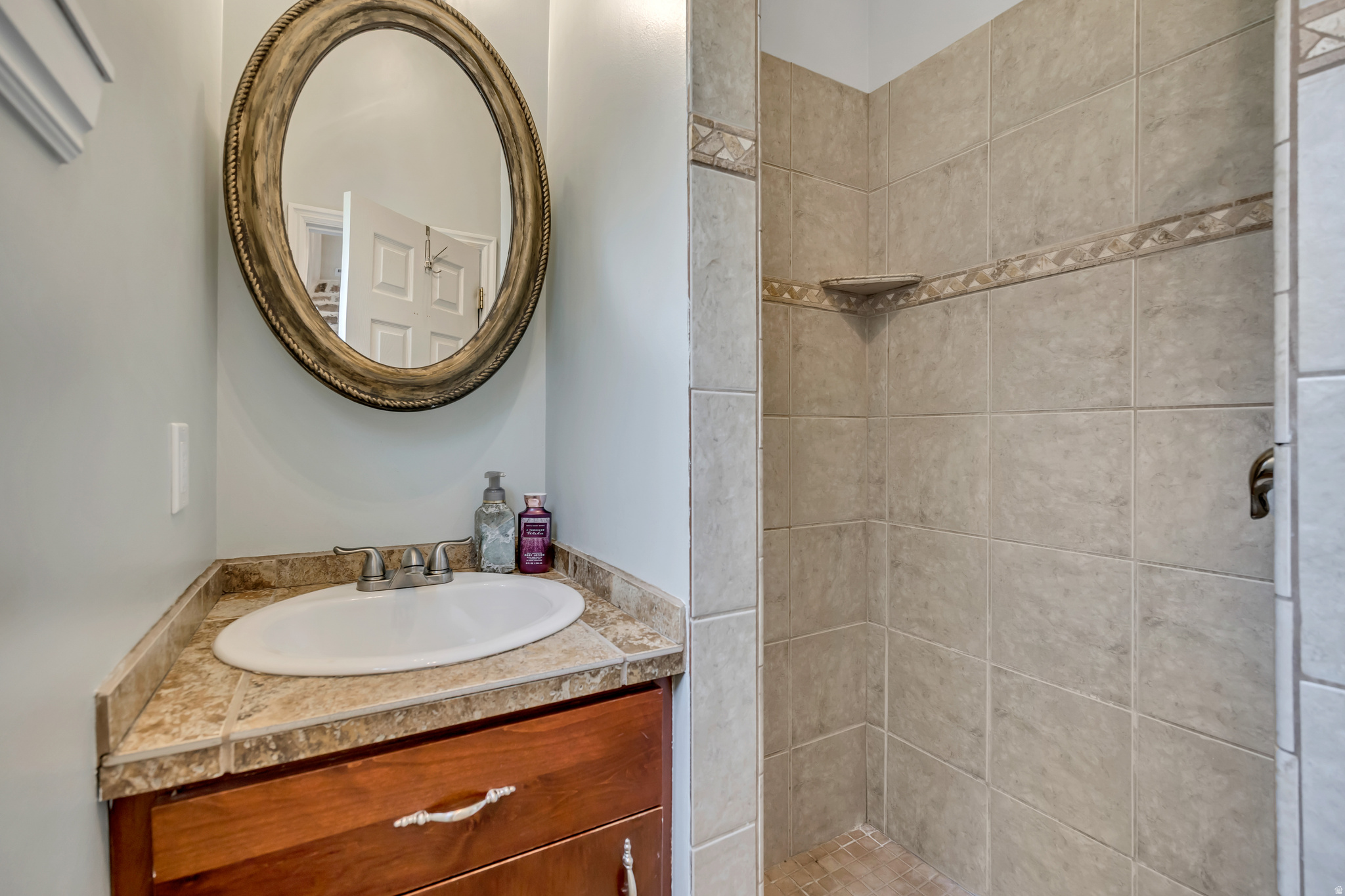 OAKWOOD ESTATES - Residential