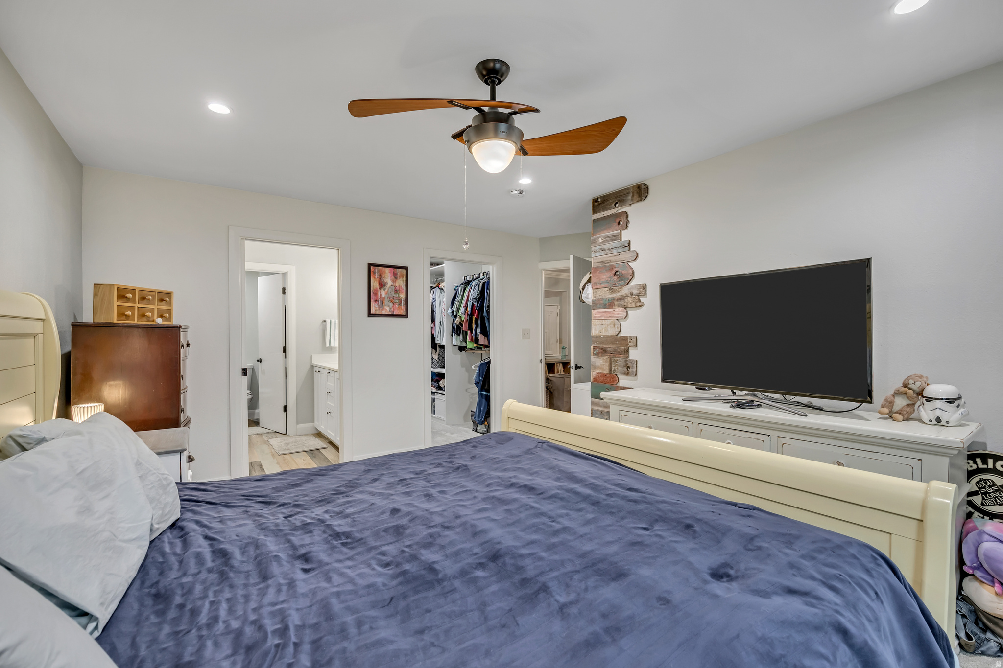 OAKWOOD ESTATES - Residential