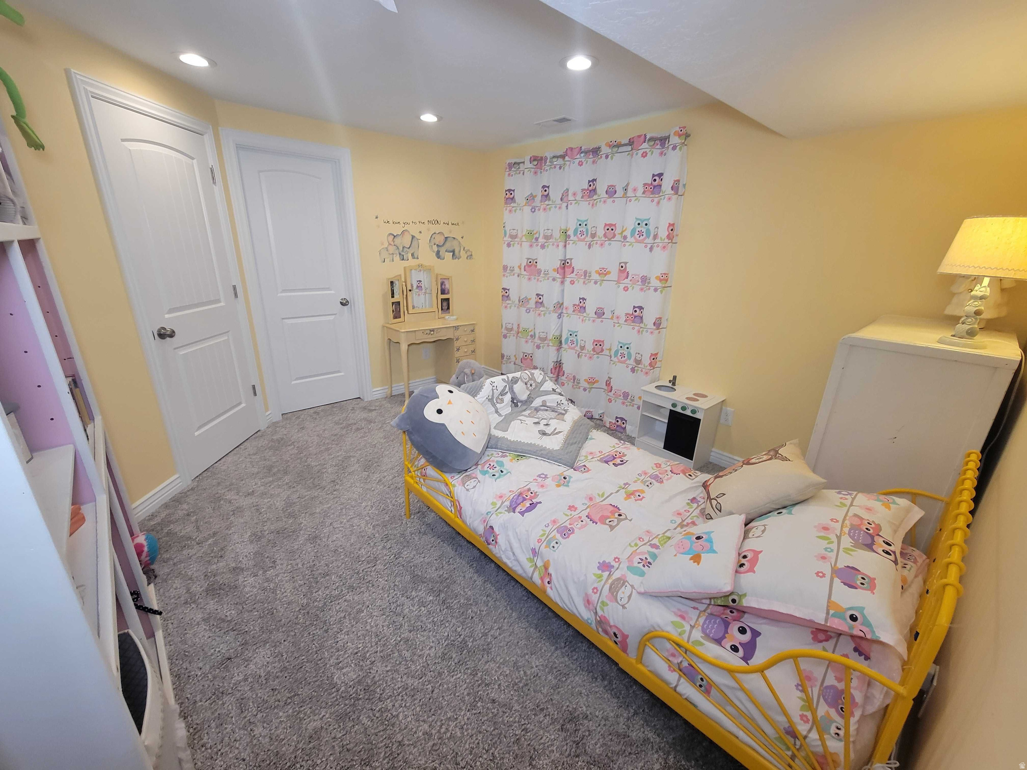 THE VILLAGE OF HAWKS LANDING - Residential