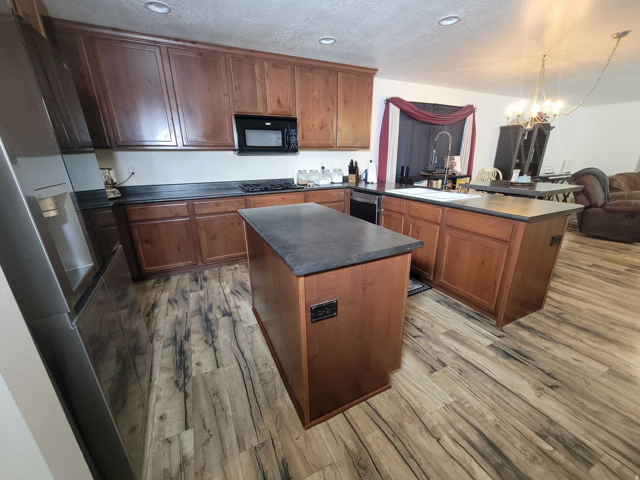 THE VILLAGE OF HAWKS LANDING - Residential