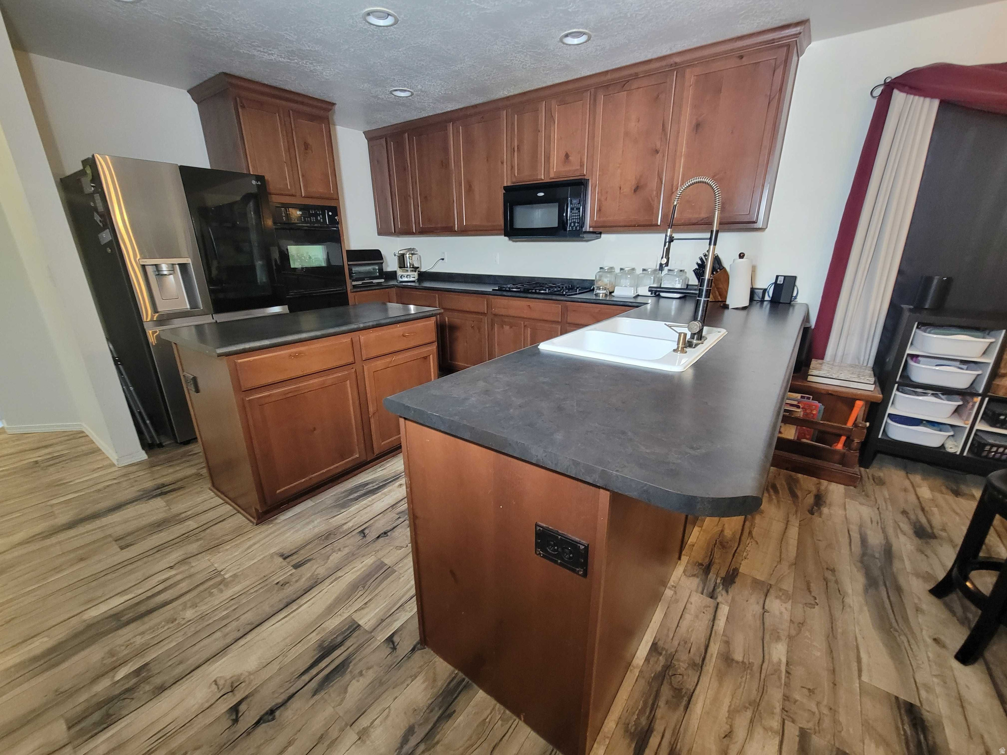 THE VILLAGE OF HAWKS LANDING - Residential