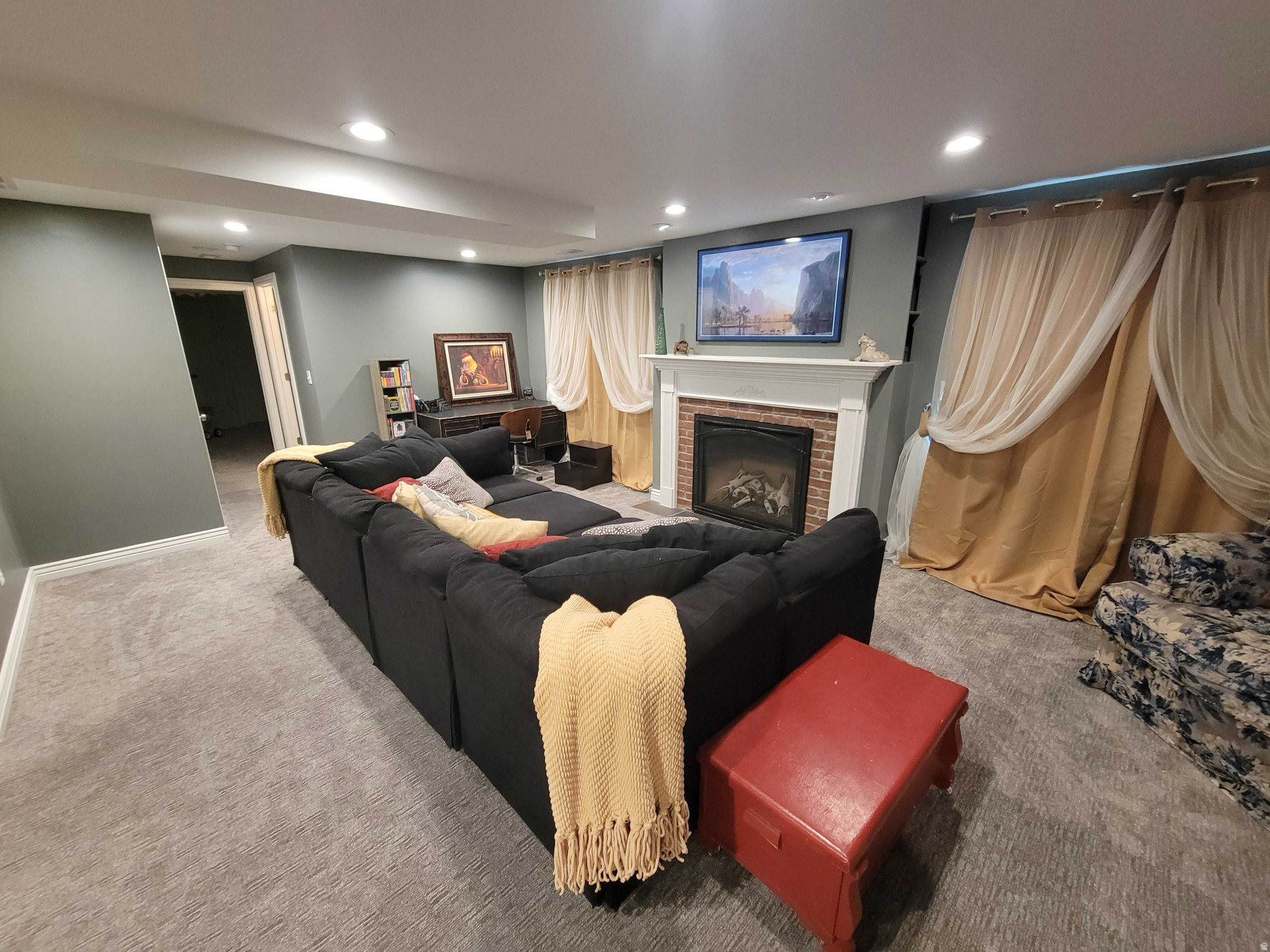 THE VILLAGE OF HAWKS LANDING - Residential