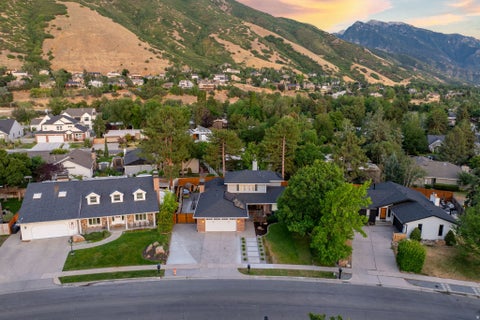 Tiny photo for 7609 S COUNTRY MANOR RD, Cottonwood Heights, UT 84121 (MLS # 2173837)
