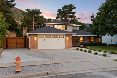 Tiny photo for 7609 S COUNTRY MANOR RD, Cottonwood Heights, UT 84121 (MLS # 2173837)
