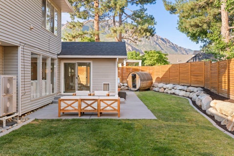 Tiny photo for 7609 S COUNTRY MANOR RD, Cottonwood Heights, UT 84121 (MLS # 2173837)