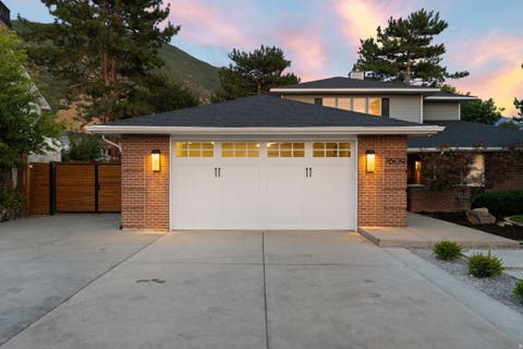 Tiny photo for 7609 S COUNTRY MANOR RD, Cottonwood Heights, UT 84121 (MLS # 2173837)