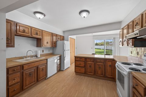 Tiny photo for 230 N 500 W, Moab, UT 84532 (MLS # 2147070)