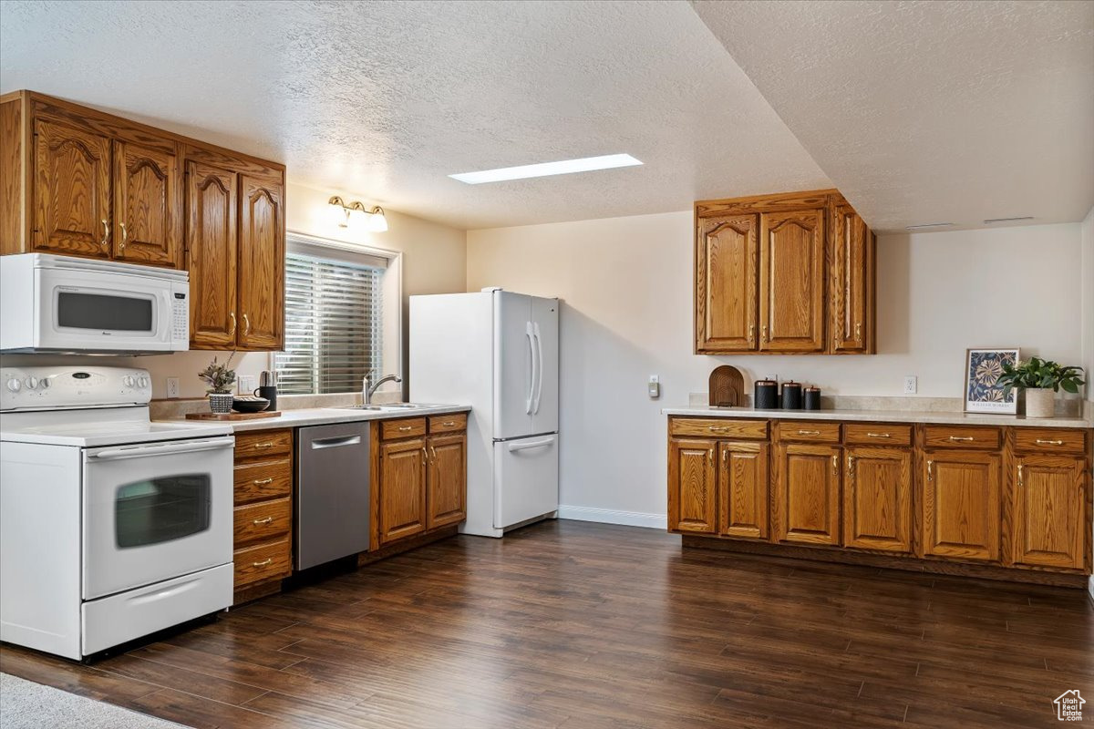 ORCHARD GROVE - Residential