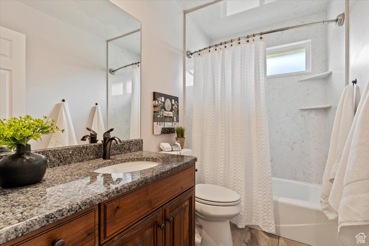 ORCHARD GROVE - Residential