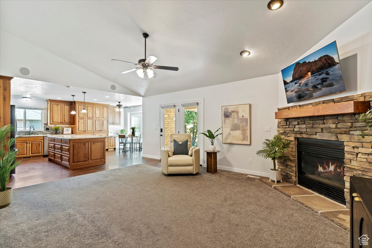ORCHARD GROVE - Residential