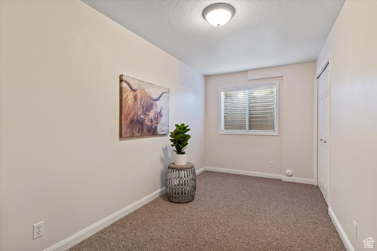 ORCHARD GROVE - Residential