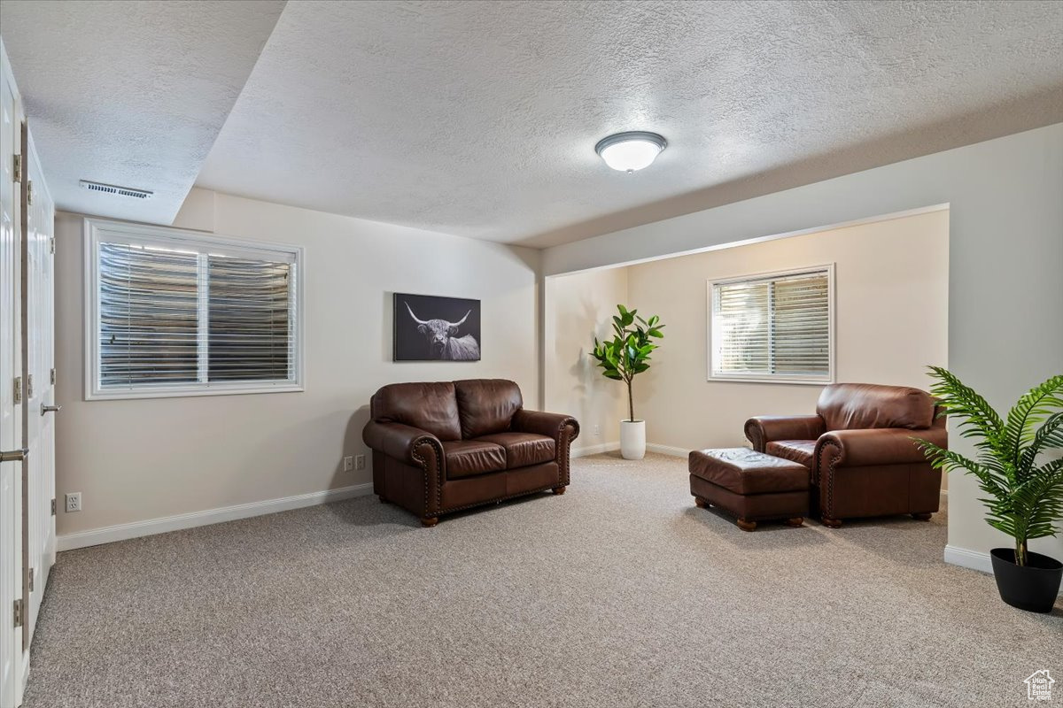 ORCHARD GROVE - Residential
