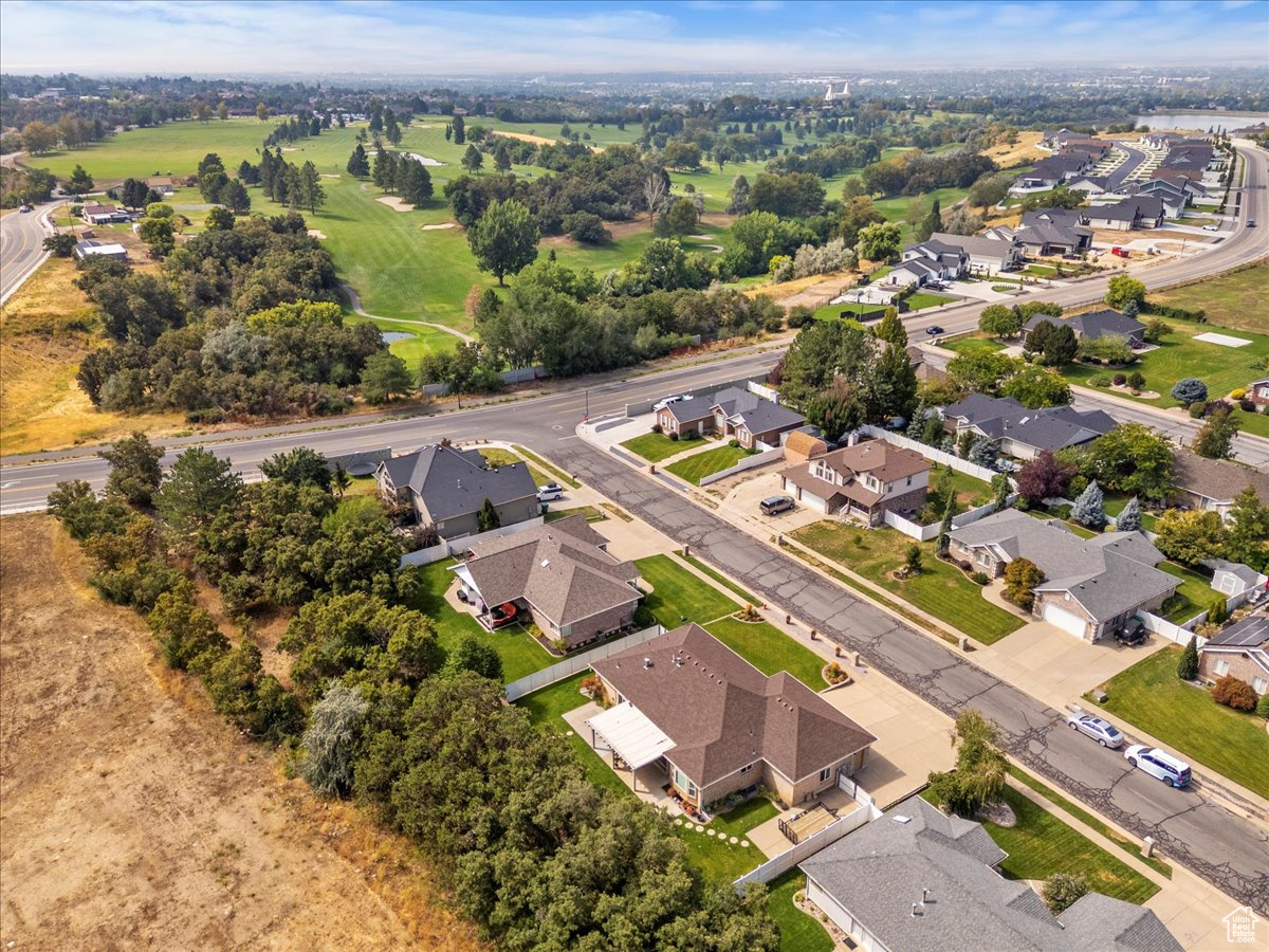 ORCHARD GROVE - Residential