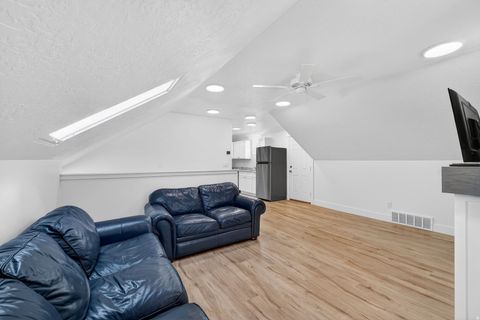 Tiny photo for 572 W 500 N, Mapleton, UT 84664 (MLS # 2145705)