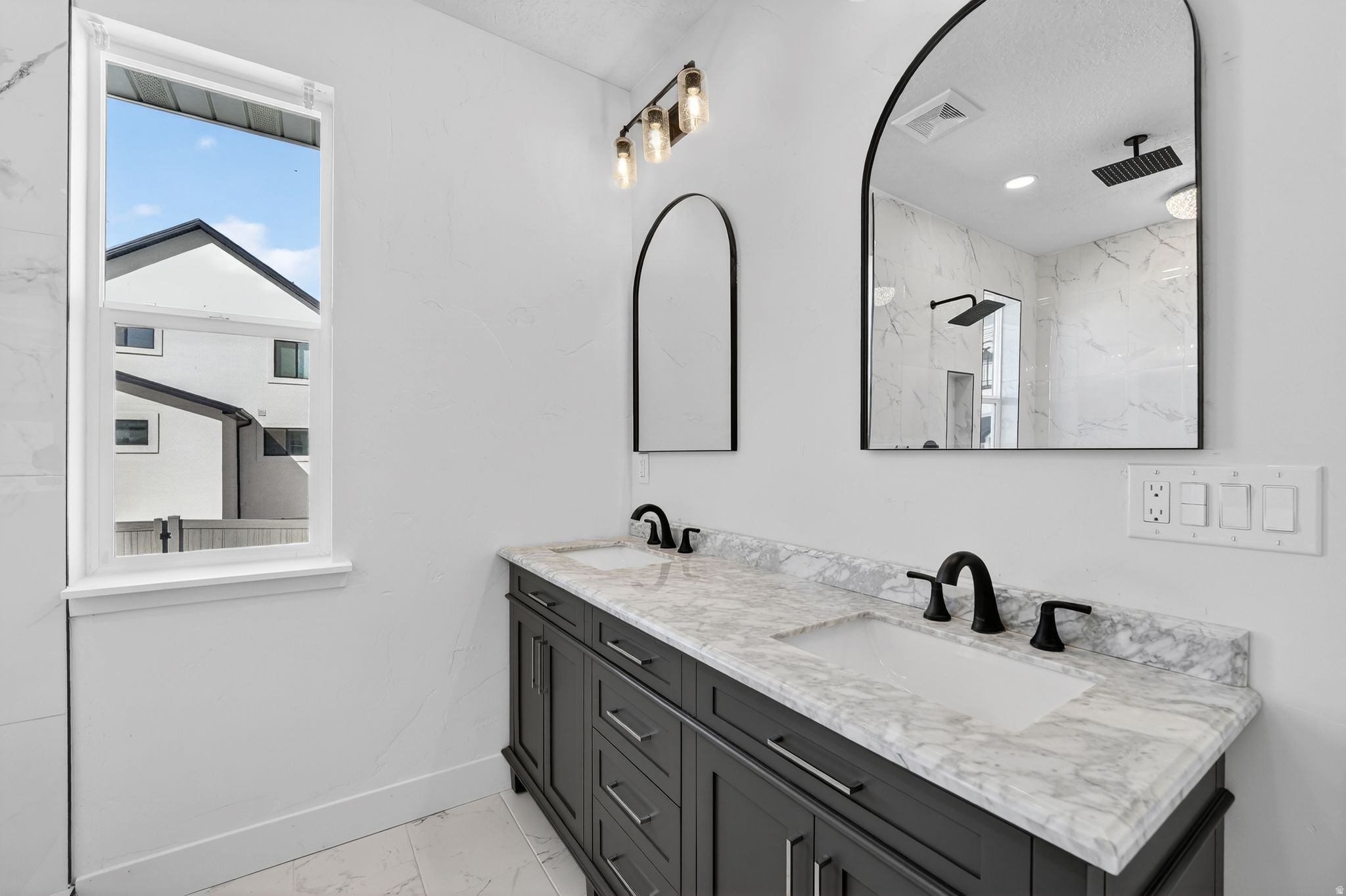 WHITING FARMS - Residential