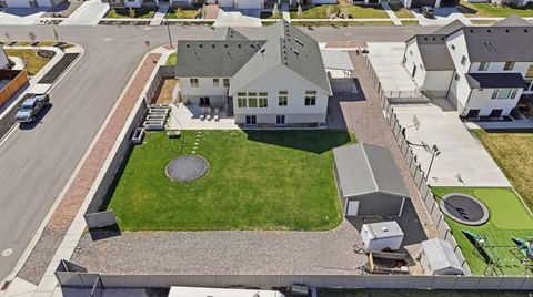 Tiny photo for 572 W 500 N, Mapleton, UT 84664 (MLS # 2145705)