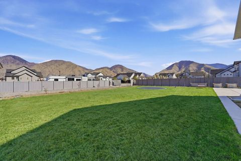 Tiny photo for 572 W 500 N, Mapleton, UT 84664 (MLS # 2145705)