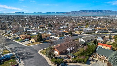 Tiny photo for 1541 E BLACKHAWK DR S, Pleasant Grove, UT 84062 (MLS # 2142277)
