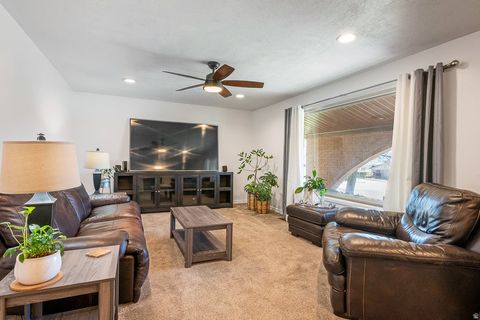 Tiny photo for 1541 E BLACKHAWK DR S, Pleasant Grove, UT 84062 (MLS # 2142277)