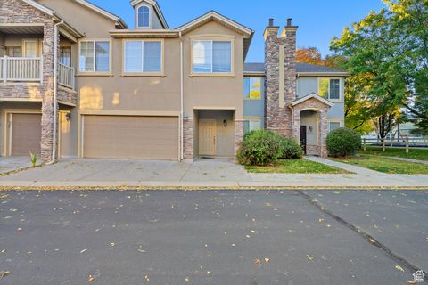 Photo of 1542 W 110 N, Pleasant Grove, UT 84062 (MLS # 2117272)