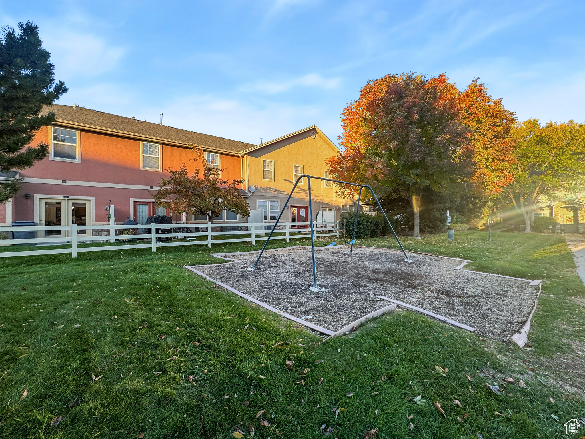 PEMBERLEY @ ROBINS GROVE PHASE 3 - Residential