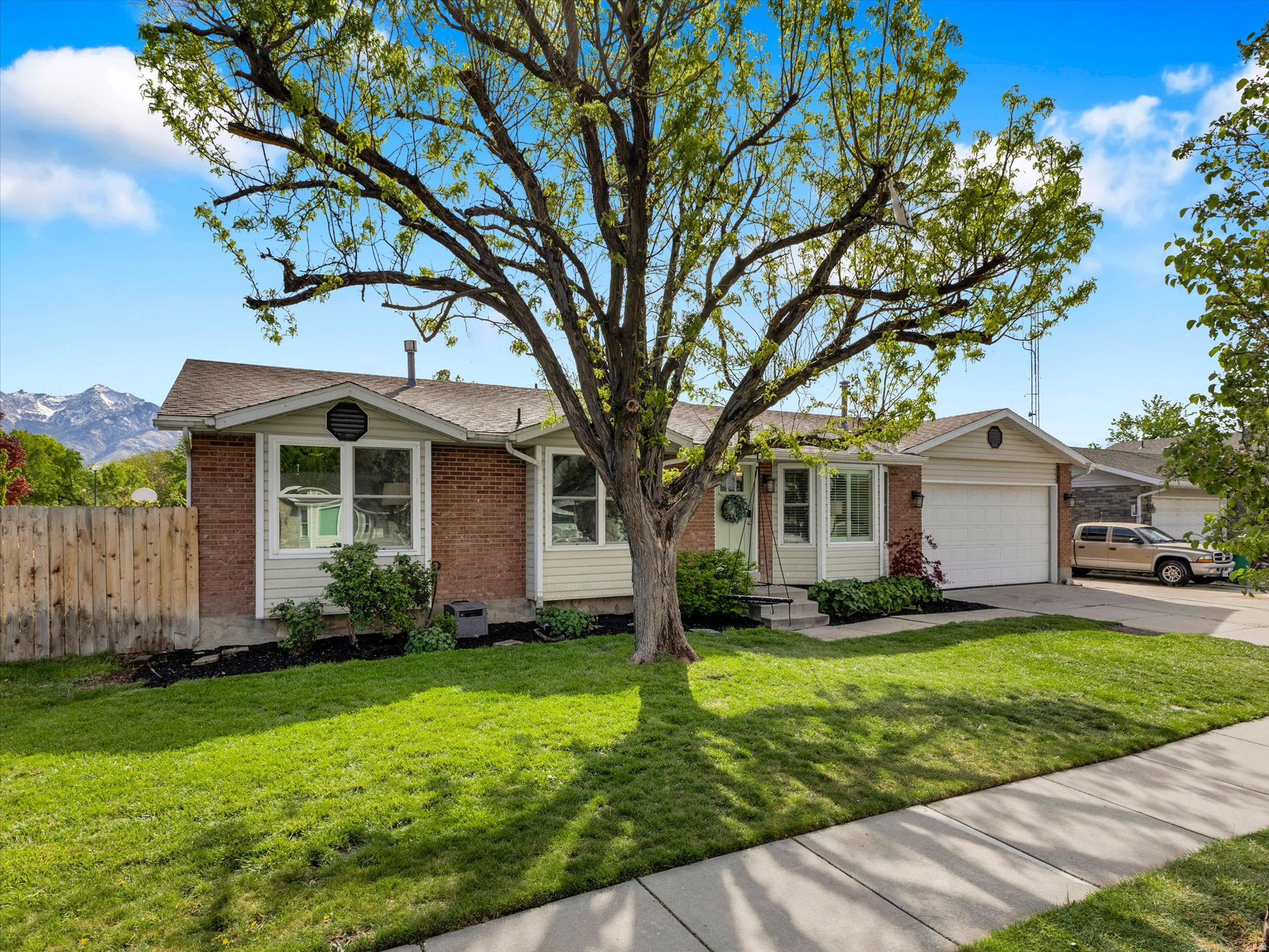 DAVID STREET - Residential