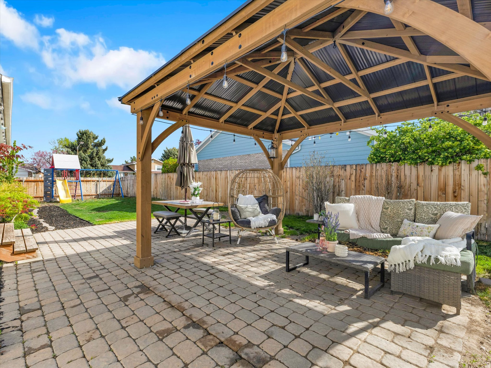 DAVID STREET - Residential