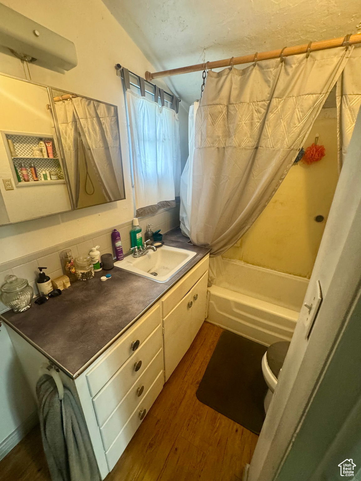 Payson, Utah 84651, United States, 2 Bedrooms Bedrooms, ,1 BathroomBathrooms,Residential,Pending,126226