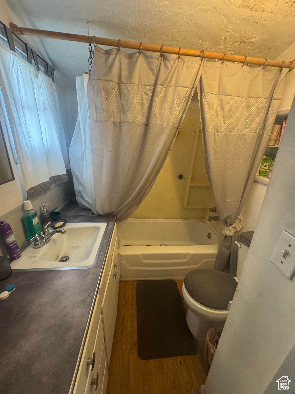 Payson, Utah 84651, United States, 2 Bedrooms Bedrooms, ,1 BathroomBathrooms,Residential,Pending,126226