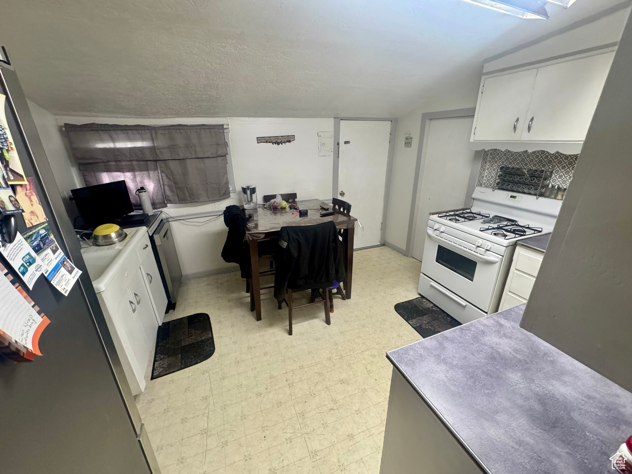 Payson, Utah 84651, United States, 2 Bedrooms Bedrooms, ,1 BathroomBathrooms,Residential,Pending,126226