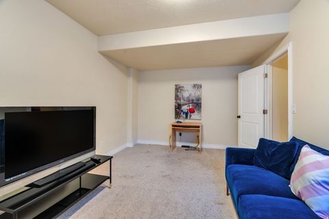 Tiny photo for 1383 E 320 N, Provo, UT 84606 (MLS # 2146038)