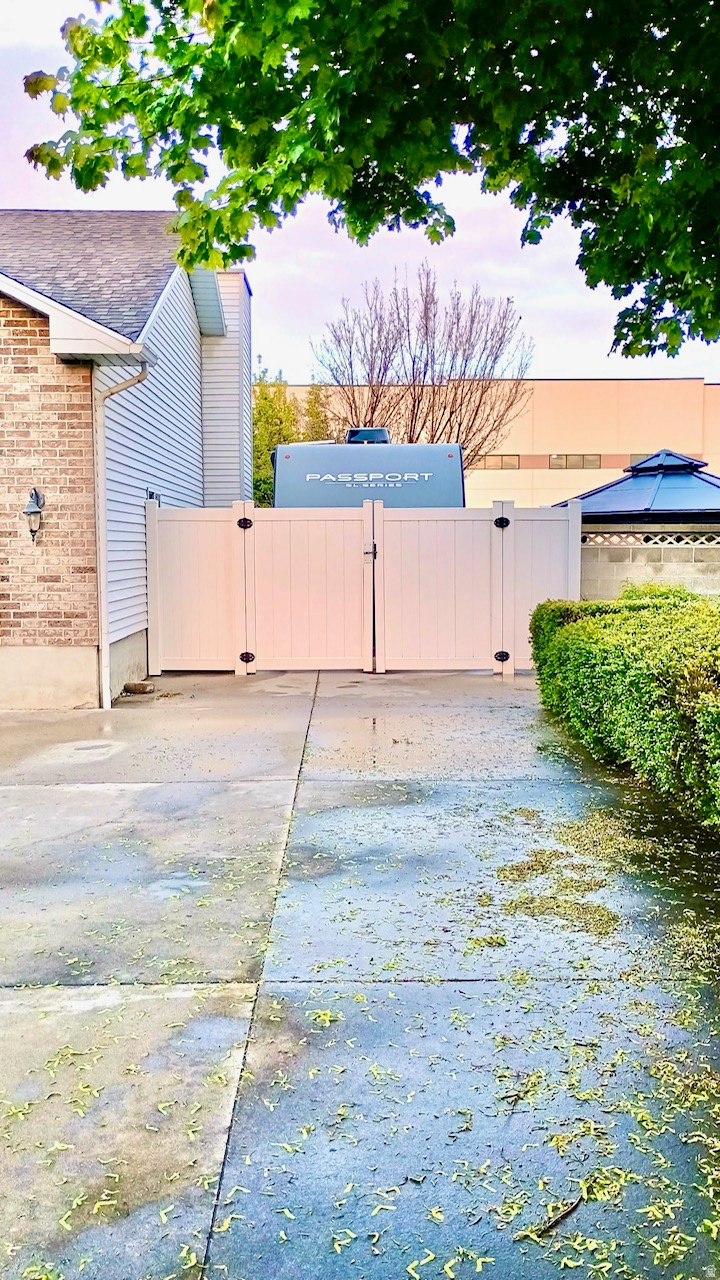 PEACH BLOSSOM - Residential