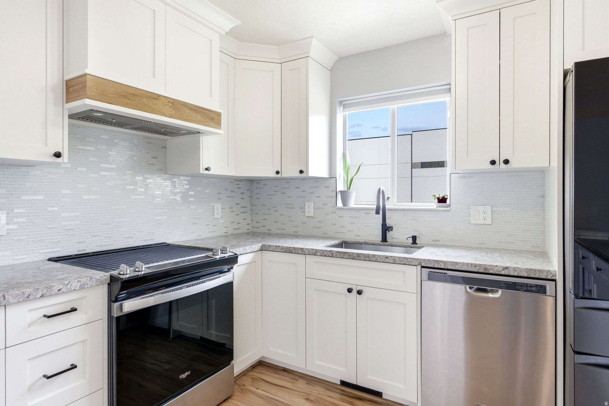 PEACH BLOSSOM - Residential