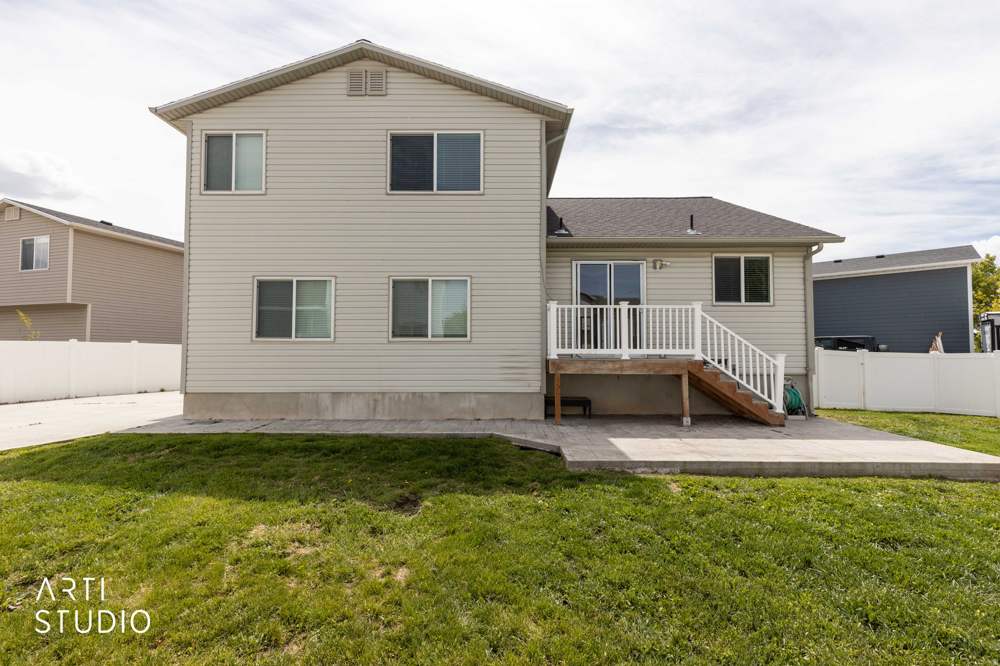 FREEMONT ESATES #9 - Residential