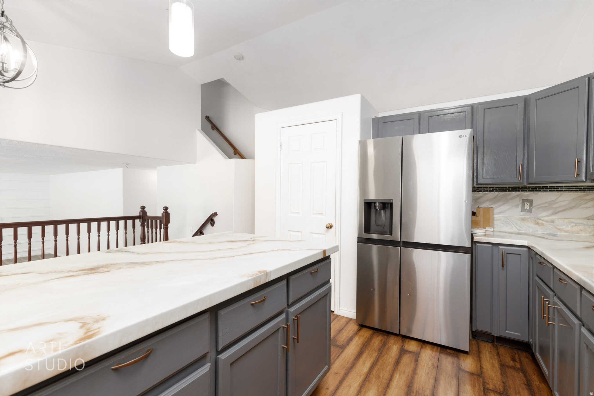 FREEMONT ESATES #9 - Residential