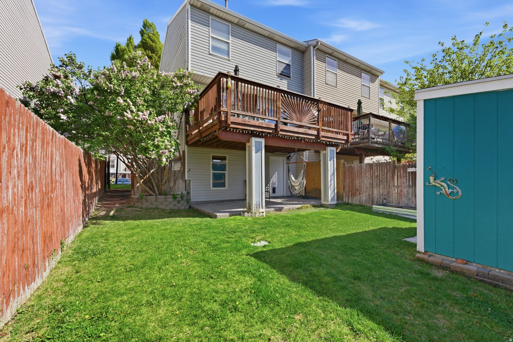 BALMORAL TOWNHOMES - Residential