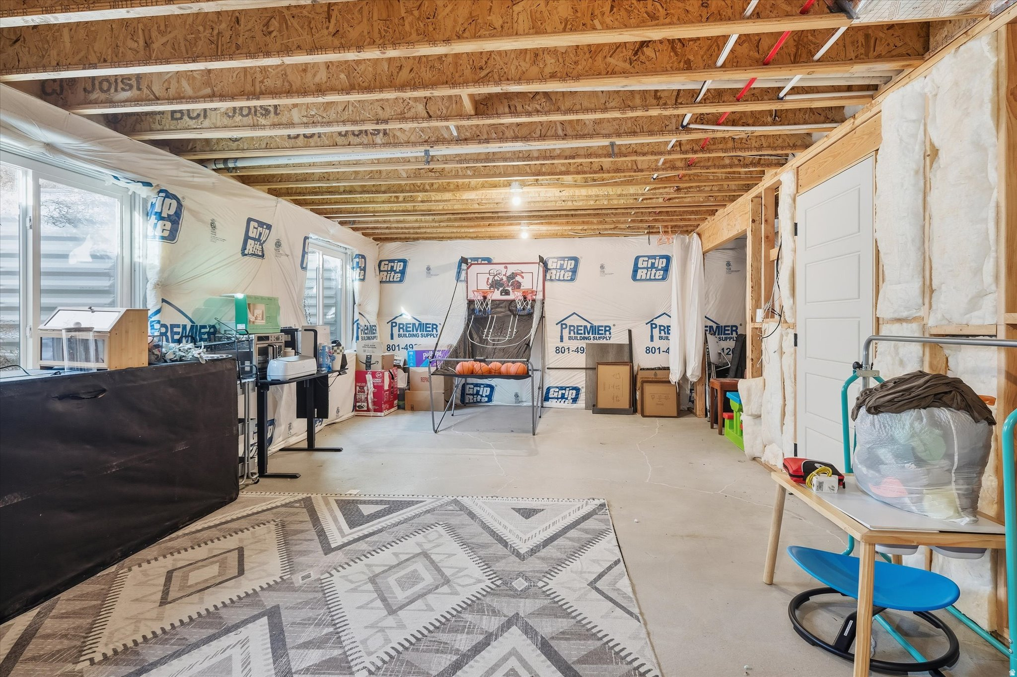 PLYMOUTH ACRES - Residential